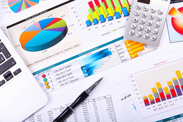 Toma de decisiones con Business Intelligence. Business Intelligence garantiza que la toma de decisiones se hace en base a datos.